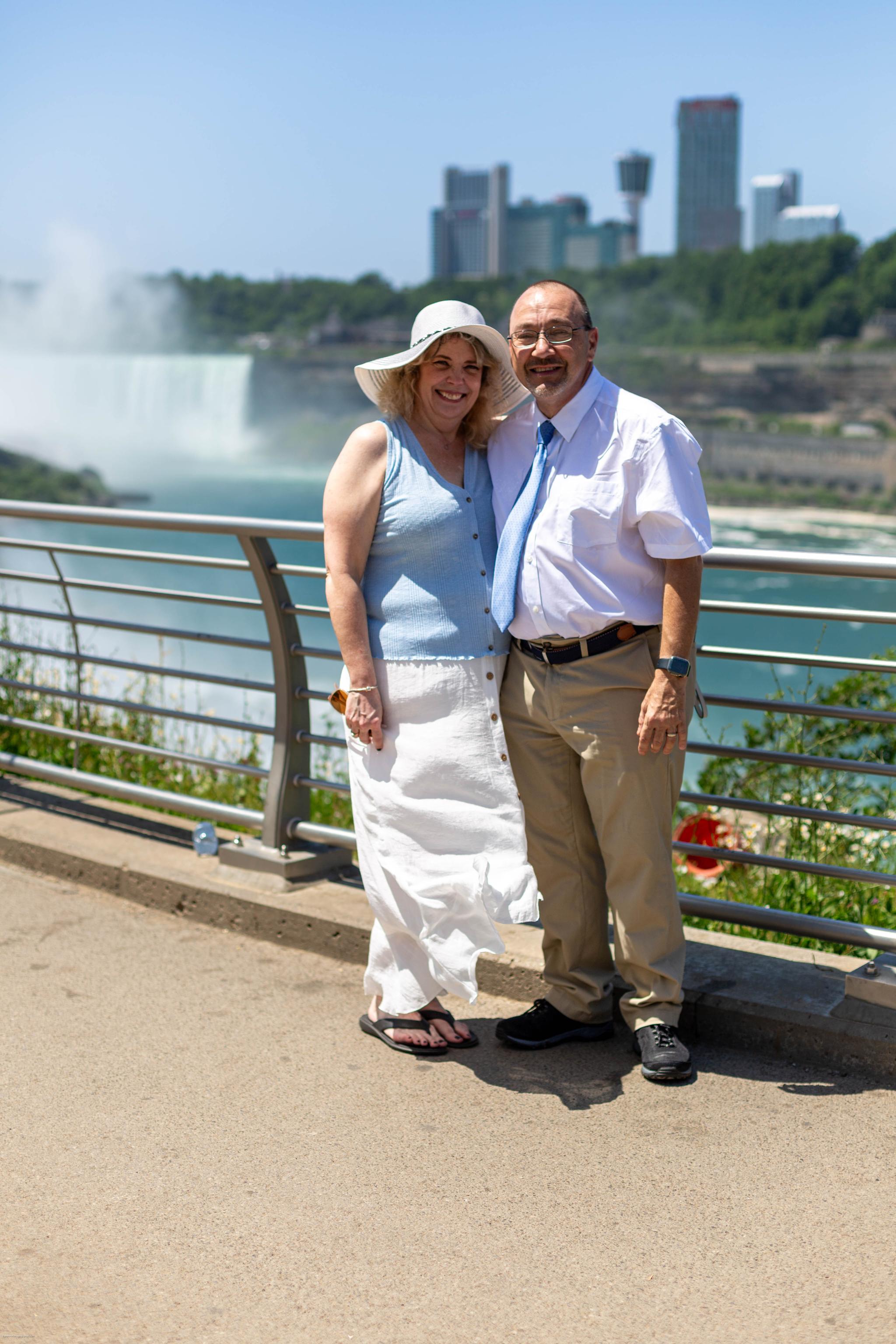 Thomas & Nicci Photo Session Niagara Falls NY